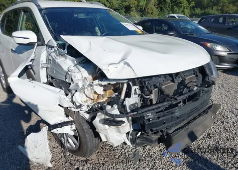 2018 Nissan Rogue Sv z USA, uszkodzony, nr VIN KNMAT2MV3JP533420